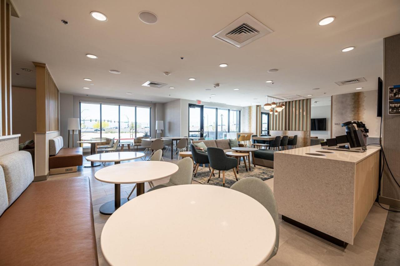 Towneplace Suites By Marriott Las Vegas North I-15 Eksteriør billede