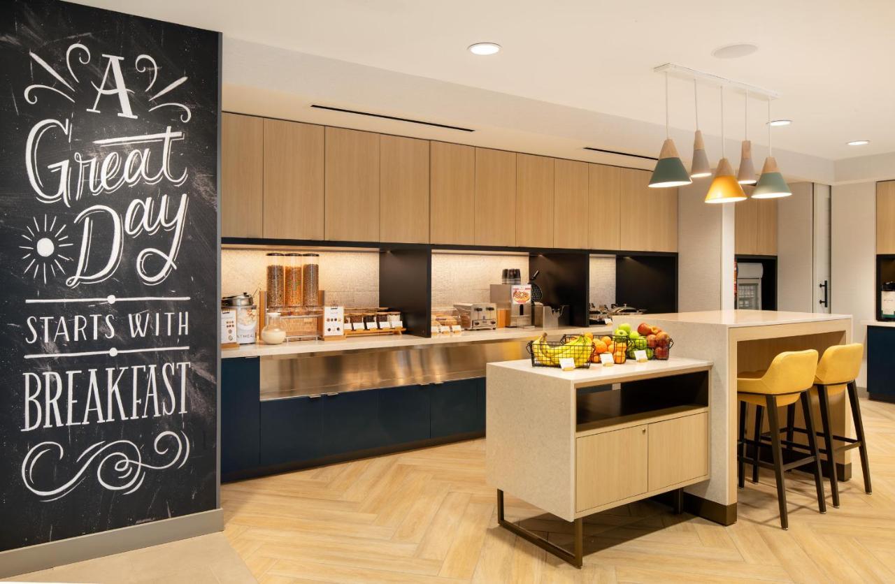 Towneplace Suites By Marriott Las Vegas North I-15 Eksteriør billede